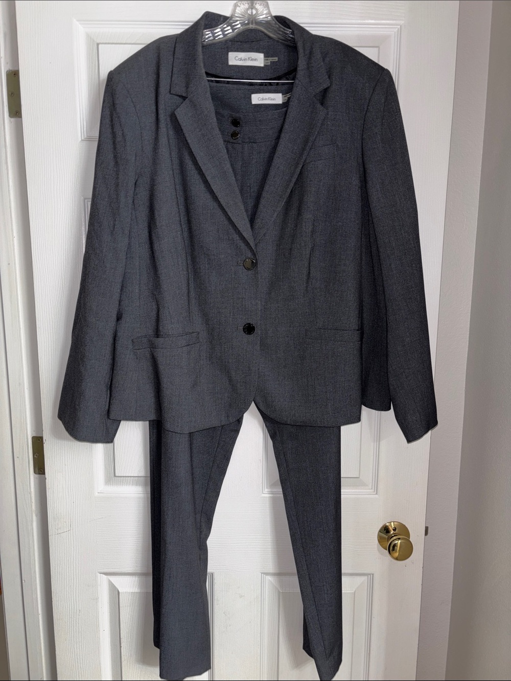 Calvin Klein Charcoal 2 Button Blazer W/ Front Pockets & Straight Pants 22/24W